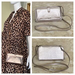 The Sak Redwood 3-In-1 Leather Phone Wallet Crossbody Clutch Purse Metallic